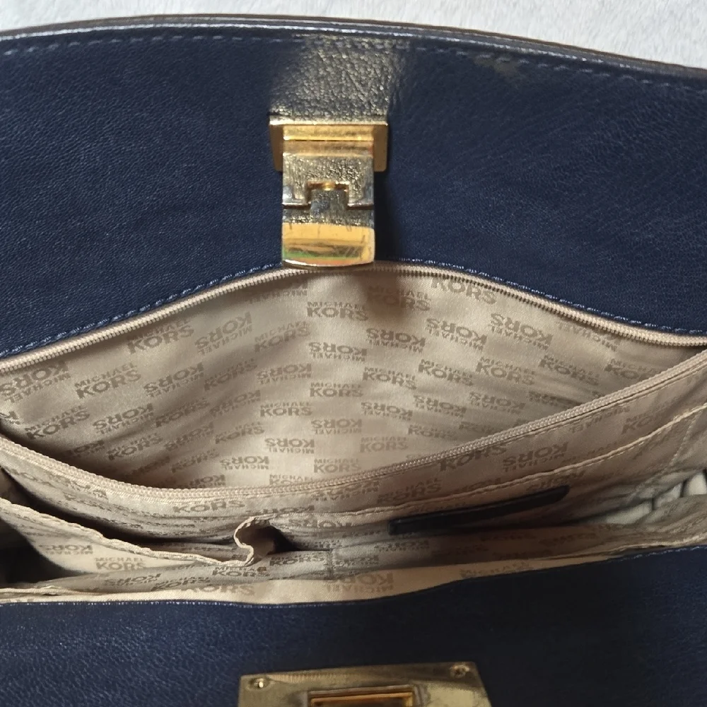 Michael Kors Vintage Satchel Gold MK HDWR Classic Elegance SOFT Leather